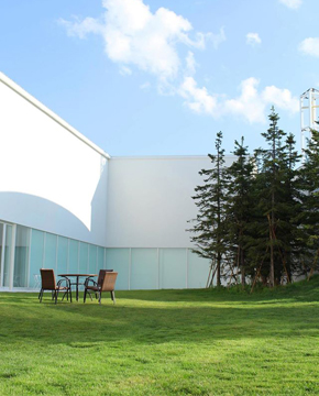 札幌宮の森美術館 本館外観(GARDEN側)